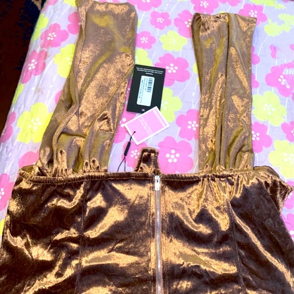 PRETTY LITTLE THING Plus Mocha Velvet Underwired Cross Front Crop Top NEVER WORN - Picture 5 of 5